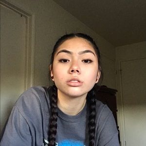 Meet your Posher, Aylin